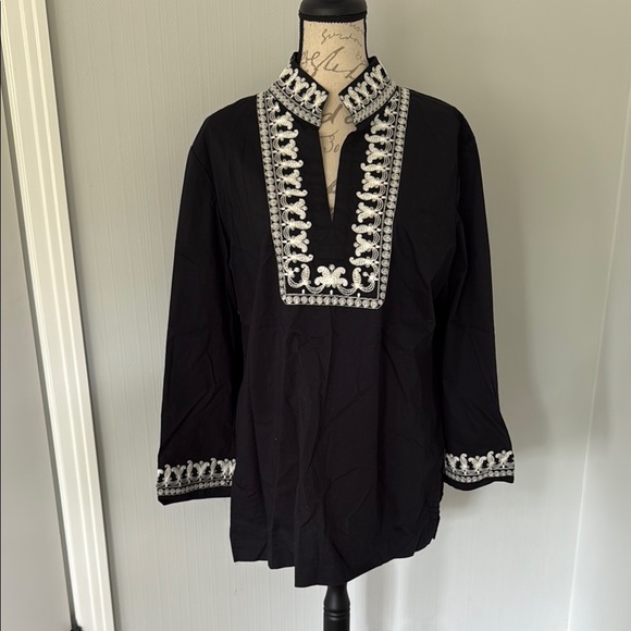 Dana Buchman Tops - Dana Buchman XL Black Tunic with White Embroidery